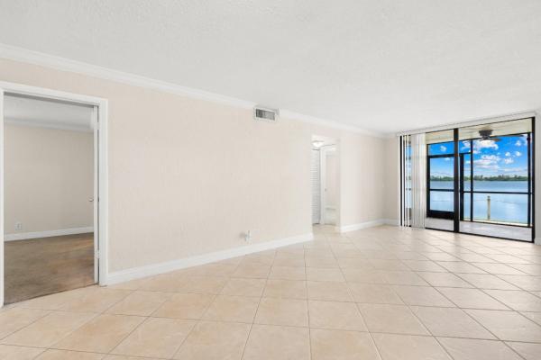 Lake Emerald, 110 Lake Emerald Dr #101, Oakland Park, Florida 33309, image 1