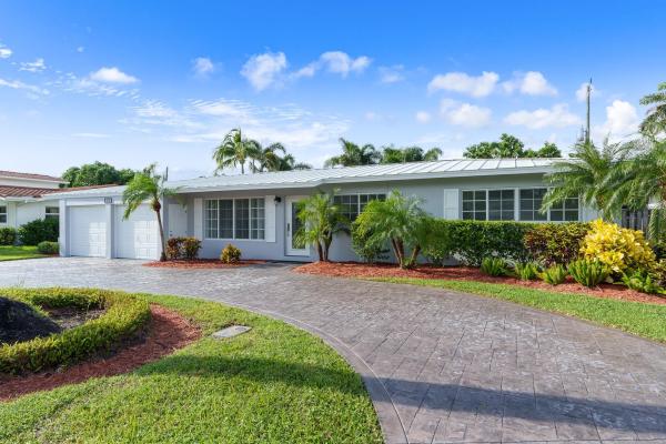 Lighthouse Point Residential, 2629 NE 24th St, Lighthouse Point, Florida 33064, image 1