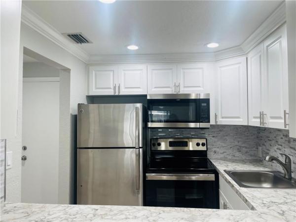 Town Square, 4848 NW 24th Ct #206, Lauderdale Lakes, Florida 33313, image 1