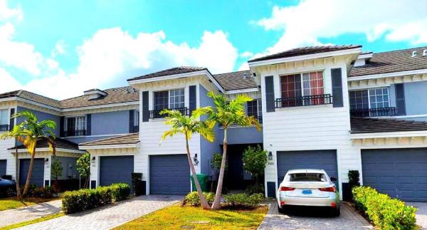 Georgetown, 3523 NW 13th St #3523, Fort Lauderdale, Florida 33311, image 1