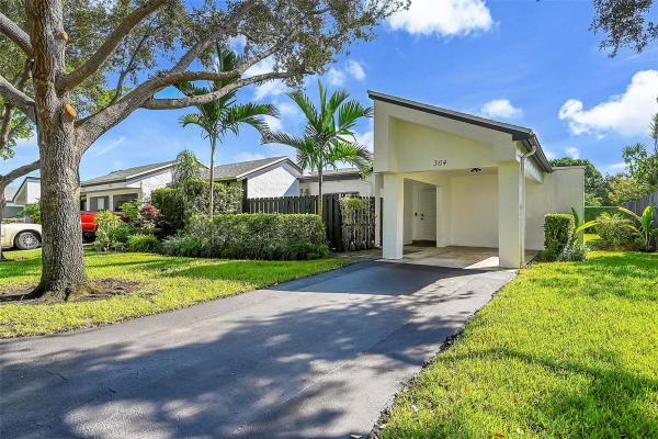 Villas At Bonaventure, 364 Fairway Cir #42, Fort Lauderdale, Florida 33326, image 1