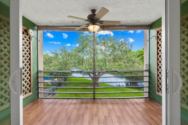 Live Oak Of Pine Island Ridge, 9441 Live Oak Pl #304, Davie, Florida 33324, image 2