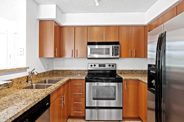 Bahia At Delray, 1011 Crystal Way #H, Delray Beach, Florida 33444, image 2