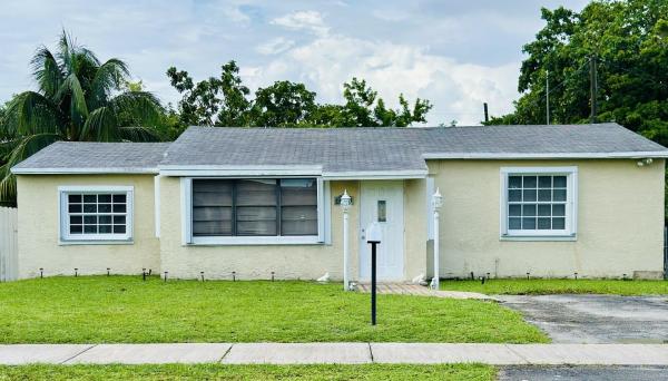 Washington Heights, 2411 Plunkett St, Hollywood, Florida 33020, image 1