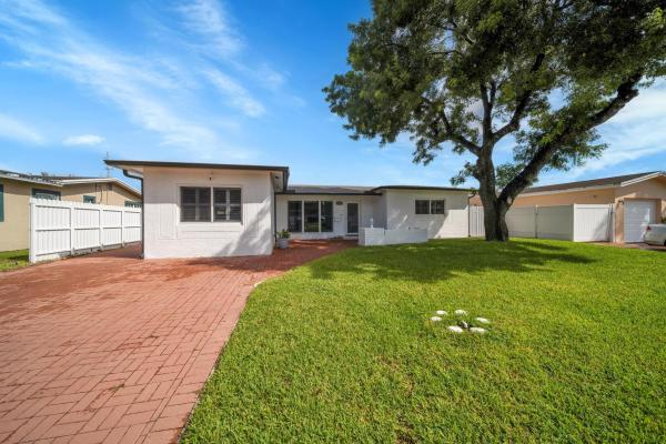 Kimberly Village, 6371 SW 10th Ct, North Lauderdale, Florida 33068, image 1