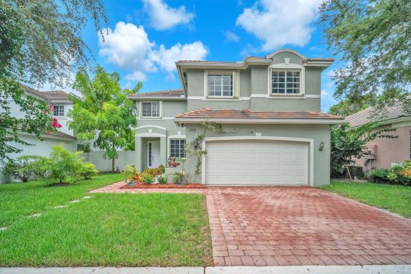 Normandy At Pembroke Lakes, 1977 NW 100th Way, Pembroke Pines, Florida 33024, image 1