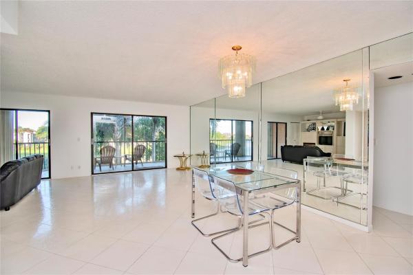 Huntington Towers, 7360 S Oriole Blvd #407, Delray Beach, Florida 33446, image 3
