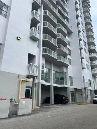 Del Prado, 18031 Biscayne Blvd #604-3, Aventura, Florida 33160, image 2