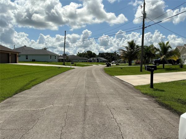 Paar Estates, 3427 SW Catskill Dr, Port St. Lucie, Florida 34953, image 1