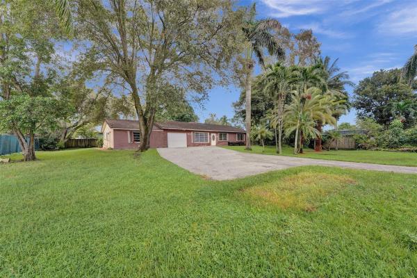 Palm Garden Park, 6645 SW 49th St, Davie, Florida 33314, image 1