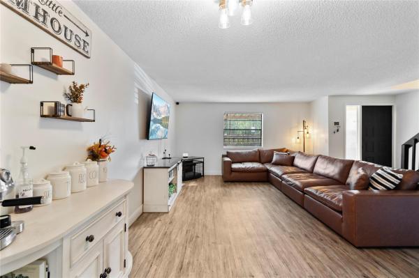 Villas Of Plantation, 7921 NW 11th St #7921, Plantation, Florida 33322, image 1
