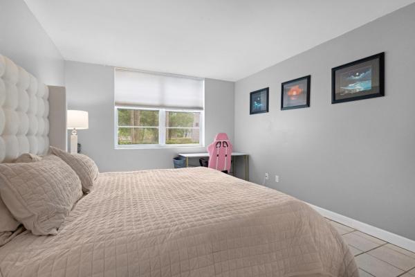 Lagoon Place, 9330 Lagoon Pl #102, Davie, Florida 33324, image 1