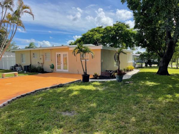 Lauderdale Manors, 1809 NW 13th Ct, Fort Lauderdale, Florida 33311, image 3