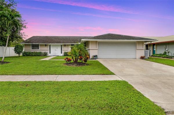 Le Chalet, 8442 Mildred Dr, Boynton Beach, Florida 33472, image 1