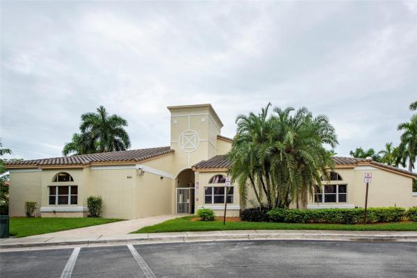 Cherry Bay, 15666 NW 14th St, Pembroke Pines, Florida 33028, image 3