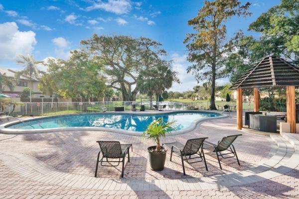 3016 S Oakland Forest Dr #2901, Oakland Park, Florida 33309, image 1