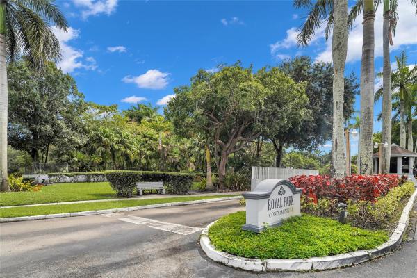 Royal Park, 119 Royal Park Dr #1D, Oakland Park, Florida 33309, image 1