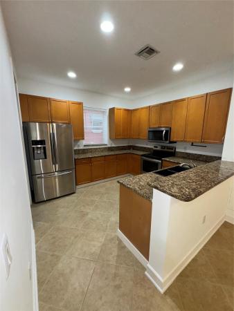 Villa Medici, 1033 NE 17th Way #605, Fort Lauderdale, Florida 33304, image 1
