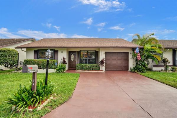 The Meadows Of Crystal Lake, 1926 SW 15th Pl, Deerfield Beach, Florida 33442, image 1