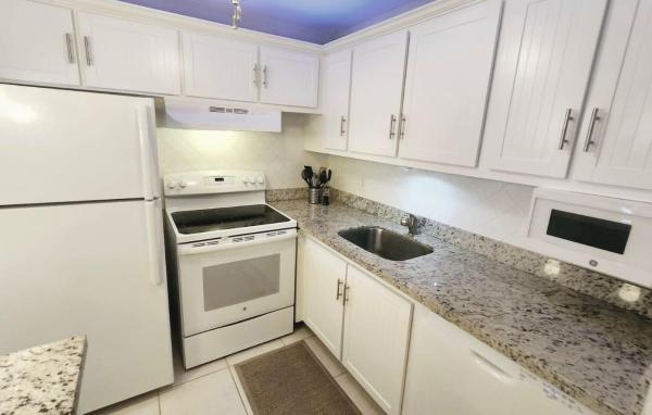 Cambridge, 1017 Cambridge A #1017, Deerfield Beach, Florida 33442, image 1
