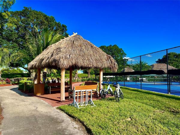 Cambridge, 1017 Cambridge A, Deerfield Beach, Florida 33442, image 1