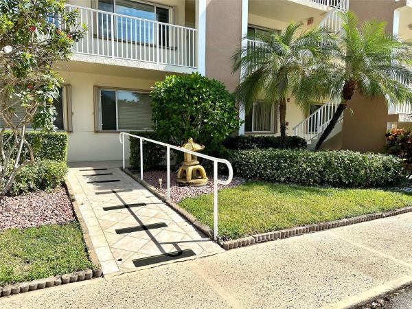 Devon At Kings Point, 7262 S Devon Dr #A111, Fort Lauderdale, Florida 33321, image 1