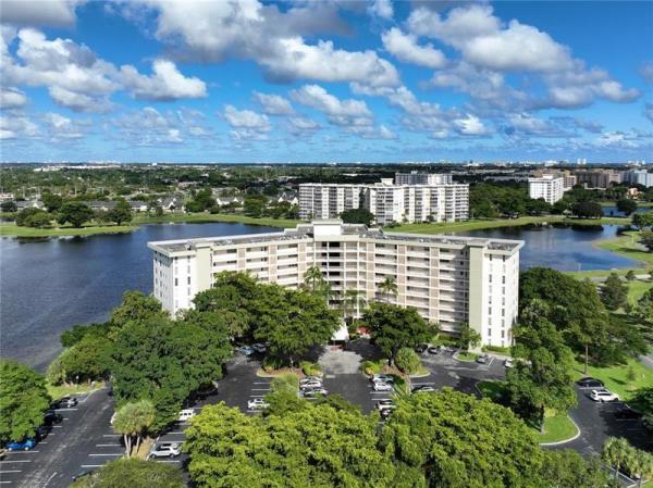 Palm-Aire Country Club 4, 3051 N Course Dr #205, Pompano Beach, Florida 33069, image 1