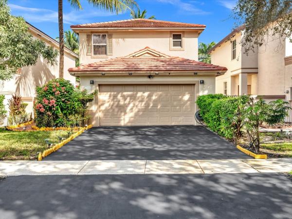 Lakes Of Newport, 7531 NW 3rd Ct, Plantation, Florida 33317, image 1