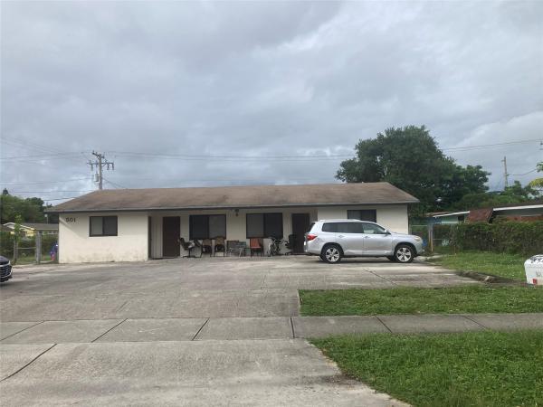 Dixie Heights, 501 NE 37th St, Deerfield Beach, Florida 33064, image 1