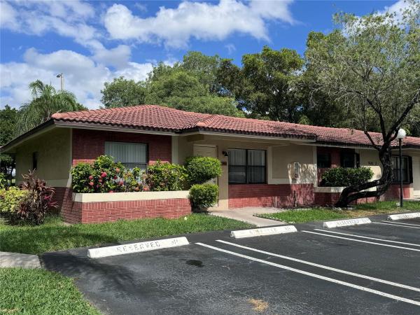 Royal Grenadier, 9607 NW 4th St #2A, Coral Springs, Florida 33071, image 1
