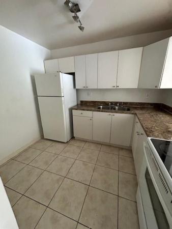 Gold Coast, 12290 NE 11th Ct #104, North Miami, Florida 33161, image 3