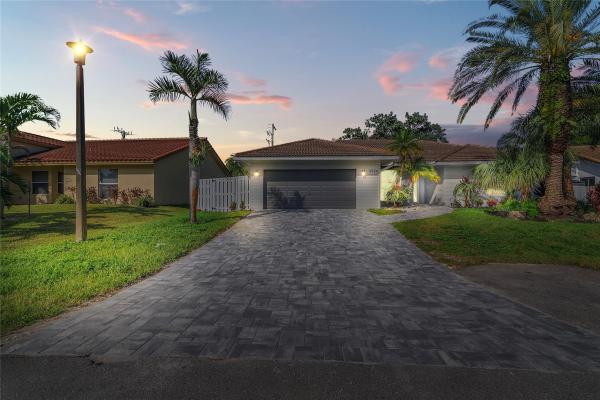 The Crossings, 3926 NW 72nd Dr, Coral Springs, Florida 33065, image 1
