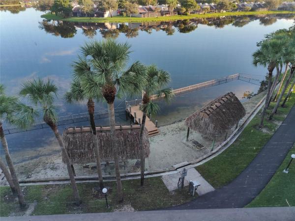 Colony Point, 1100 Colony Point Cir #506, Pembroke Pines, Florida 33026, image 1