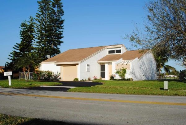 Westview, 1021 NW 96th Ter, Pembroke Pines, Florida 33024, image 1