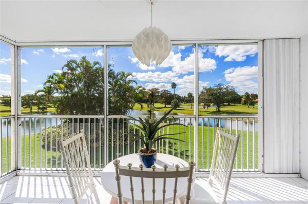 Palm-Aire Country Club 6, 3980 Oaks Clubhouse Dr #207, Pompano Beach, Florida 33069, image 1