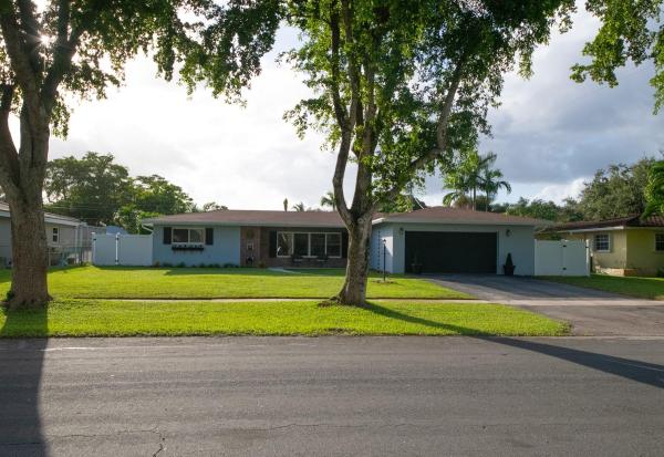 Plantation Park, 381 SW 55th Ave, Plantation, Florida 33317, image 1