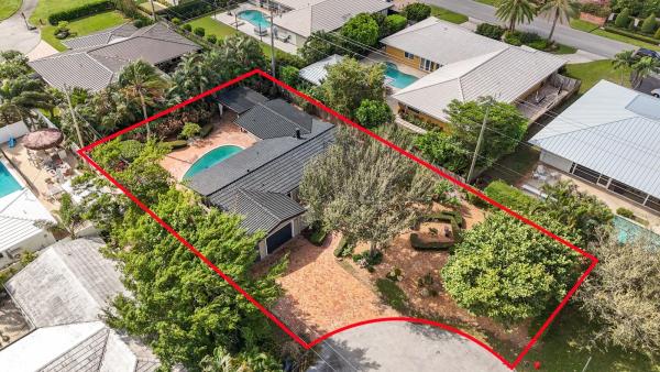 Gramercy Park, 2590 NE 42nd St, Fort Lauderdale, Florida 33308, image 1