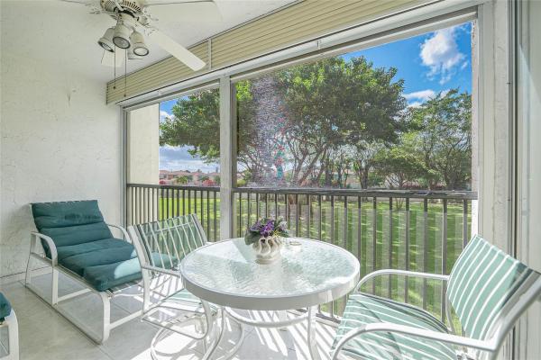 18th Hole At Inverrary, 3910 Inverrary Blvd #203-B, Lauderhill, Florida 33319, image 1