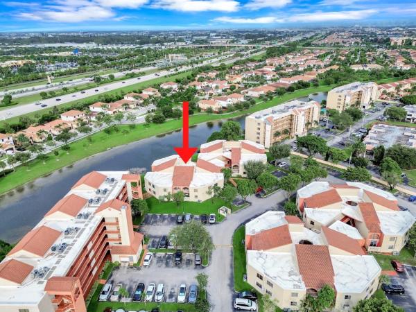 West Fontaine, 10257 NW 9th Street Cir CIRCLE #214-10, Fountainebleau, Florida 33172, image 1
