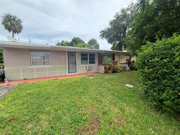 Broadview Country Club Estates, 1930 SW 67th Ter, North Lauderdale, Florida 33068, image 1