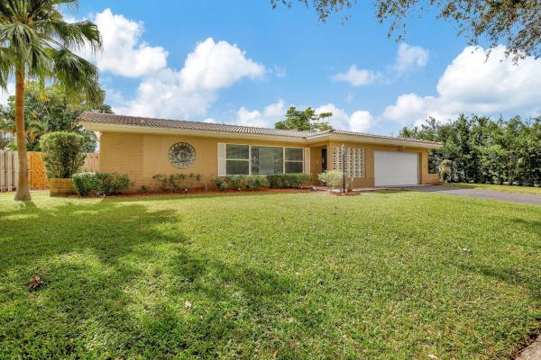Plantations Secluded Gardens, 7240 NW 7th Ct, Plantation, Florida 33317, image 1