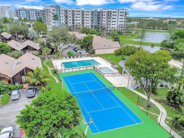 Village Townhouses At Jacaranda, 459 N University Dr #6-10, Plantation, Florida 33324, image 1