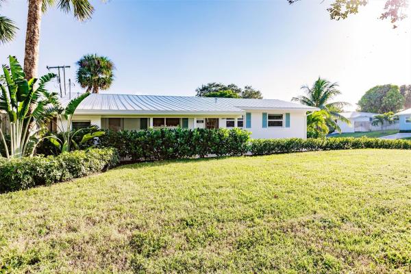 Jupiter In The Pines, 324 Tequesta Dr, Tequesta, Florida 33469, image 1
