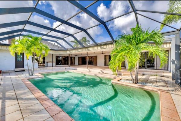 Boca Bay Colony, 700 NE Bay Isle Dr, Boca Raton, Florida 33487, image 3