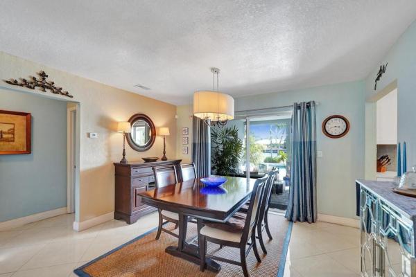 Oakland Boulevard, 1140 NW 30th Ct, Wilton Manors, Florida 33311, image 2