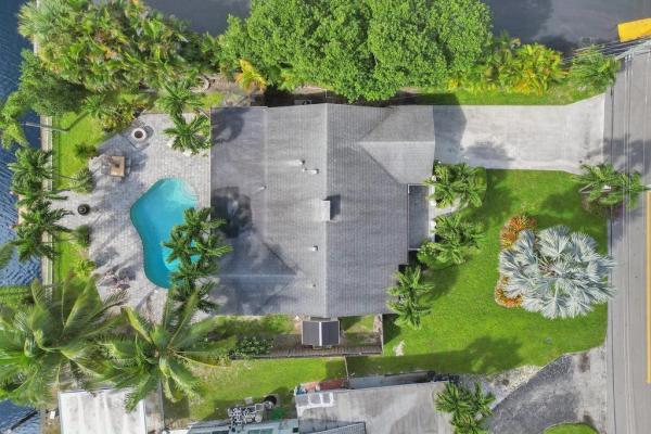 Oakland Boulevard, 1140 NW 30th Ct, Wilton Manors, Florida 33311, image 3