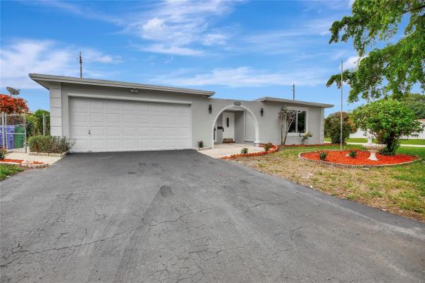 The Knolls, 8560 N Windsor Dr, Miramar, Florida 33025, image 1
