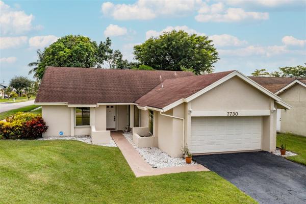Countrywood, 7730 Roble Ln, Lake Worth Beach, Florida 33467, image 1