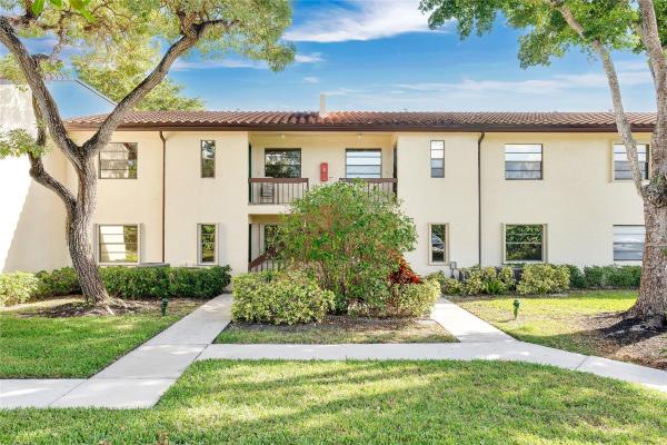 Glades Of Boca Lago, 21839 Arriba Real #10-I, Boca Raton, Florida 33433, image 1