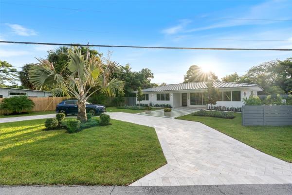 Coral Gardens, 2000 Coral Gardens Dr, Wilton Manors, Florida 33306, image 1